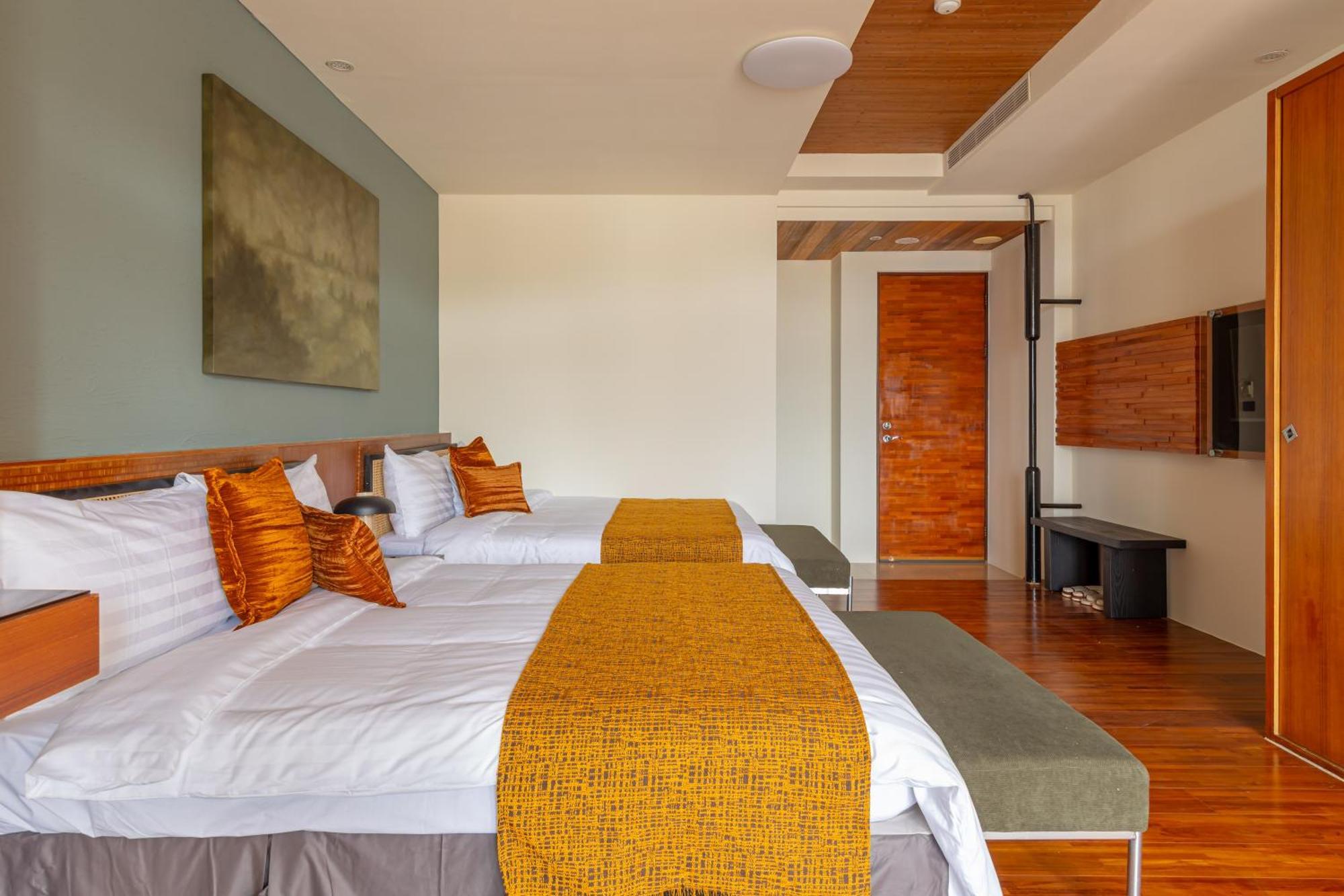 Sun Moon Lake Itathao Vacation Inn With Elevator Yuchi Esterno foto
