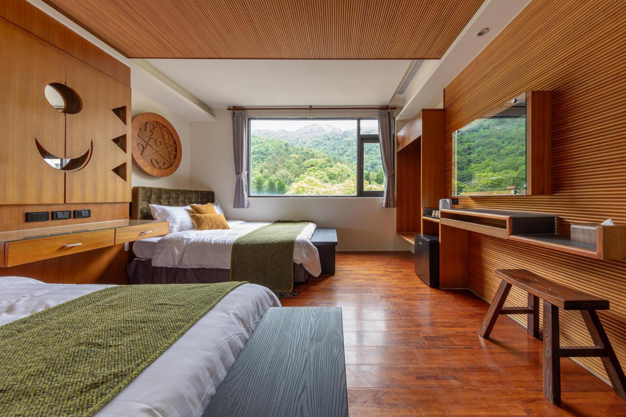 Sun Moon Lake Itathao Vacation Inn With Elevator Yuchi Esterno foto