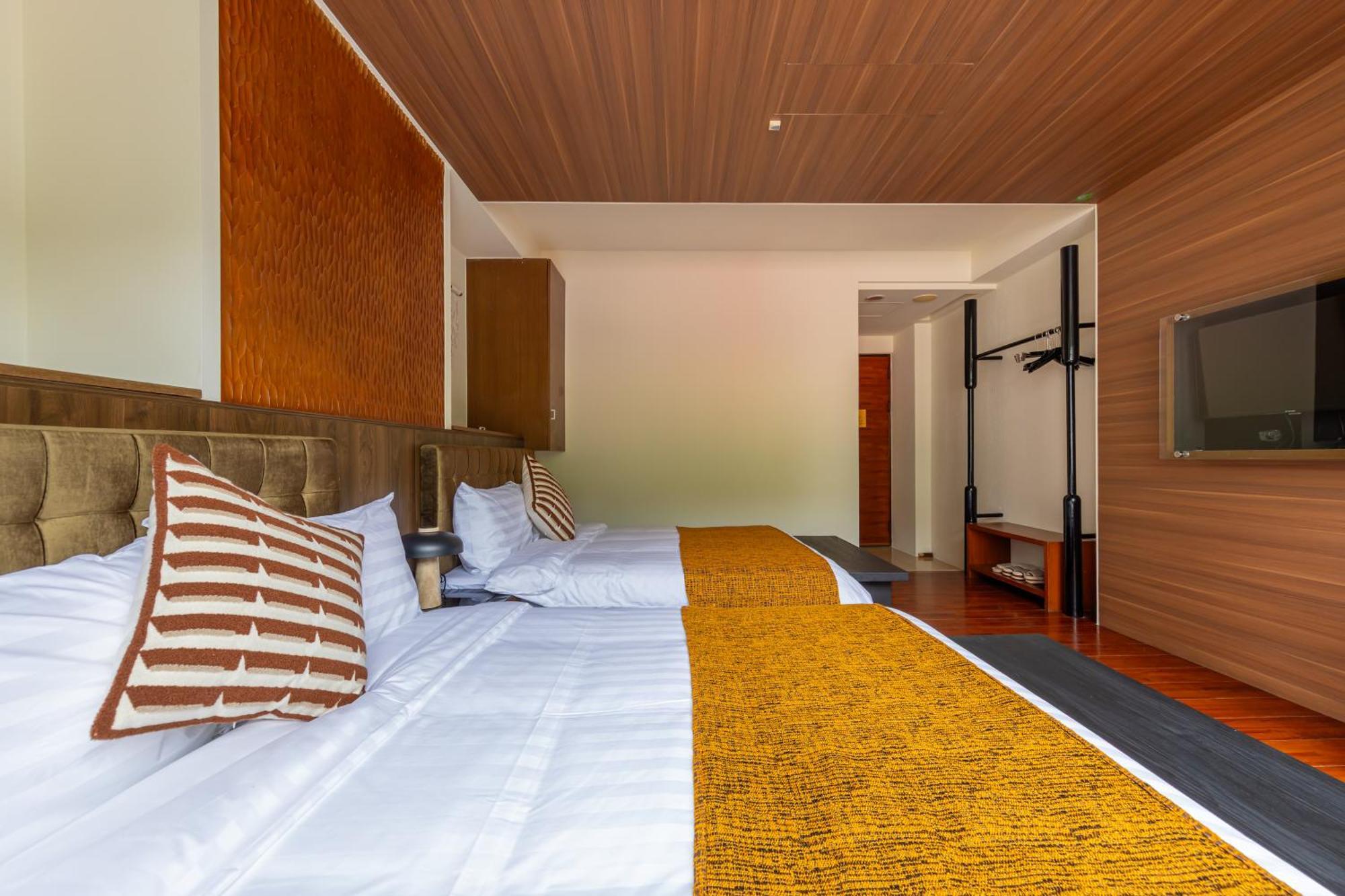 Sun Moon Lake Itathao Vacation Inn With Elevator Yuchi Esterno foto