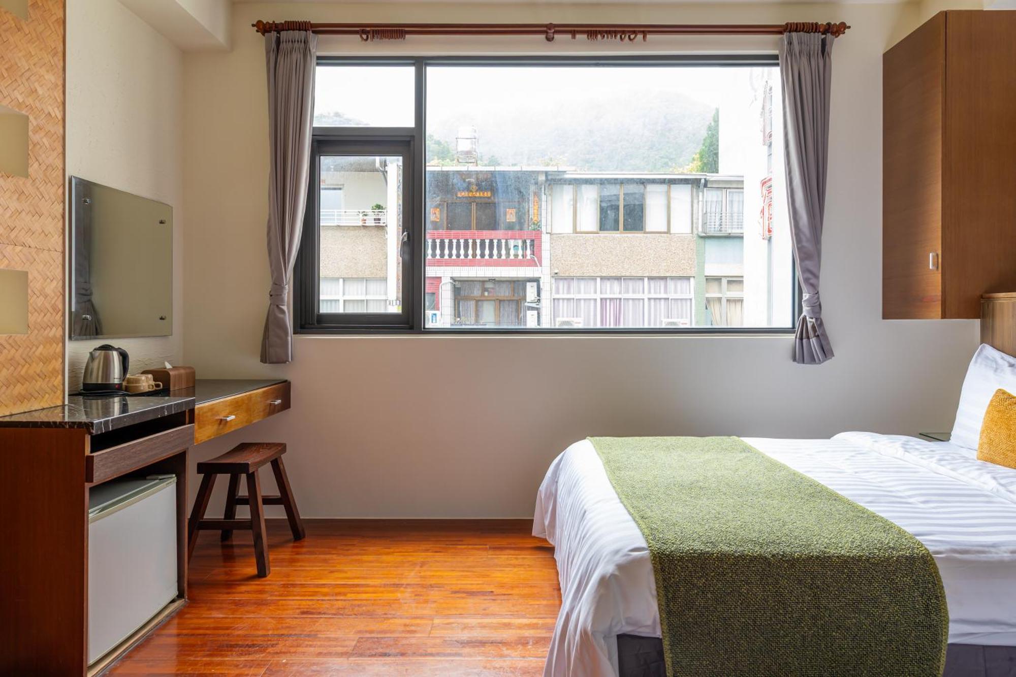 Sun Moon Lake Itathao Vacation Inn With Elevator Yuchi Esterno foto