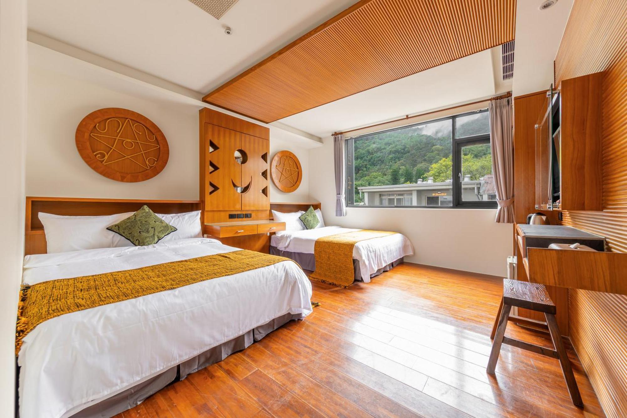 Sun Moon Lake Itathao Vacation Inn With Elevator Yuchi Esterno foto