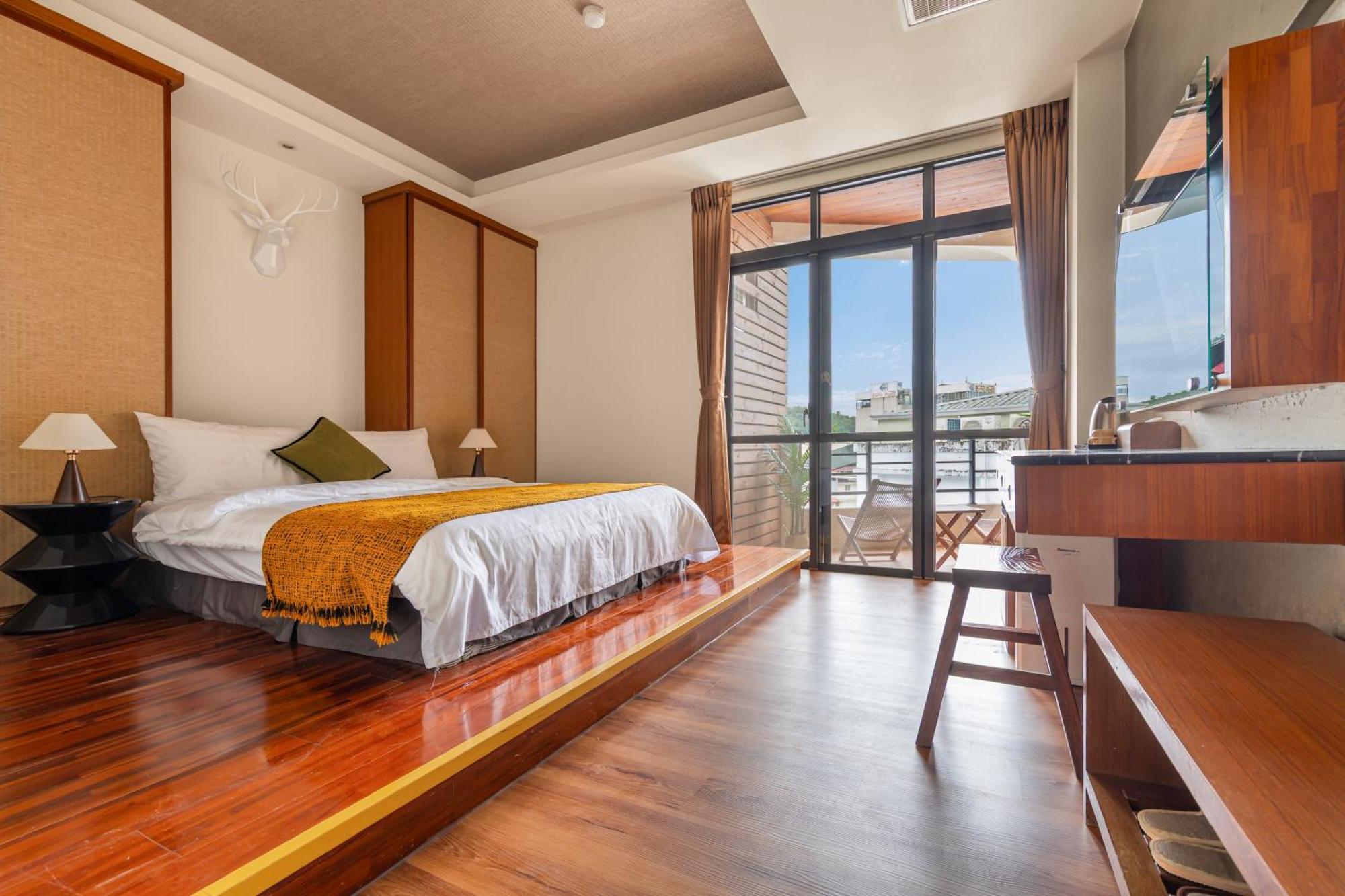 Sun Moon Lake Itathao Vacation Inn With Elevator Yuchi Esterno foto